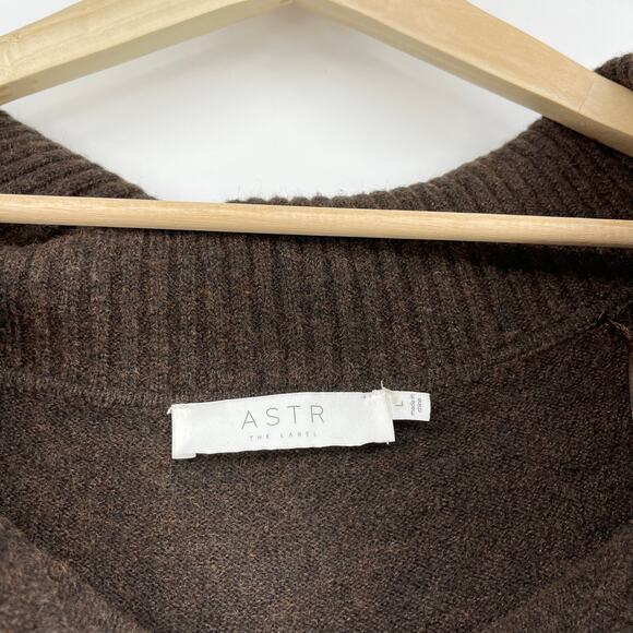 ASTR the Label | Lillian Sweater Dress in Brown Knit Off Shoulder Midi L - Picture 6 of 16